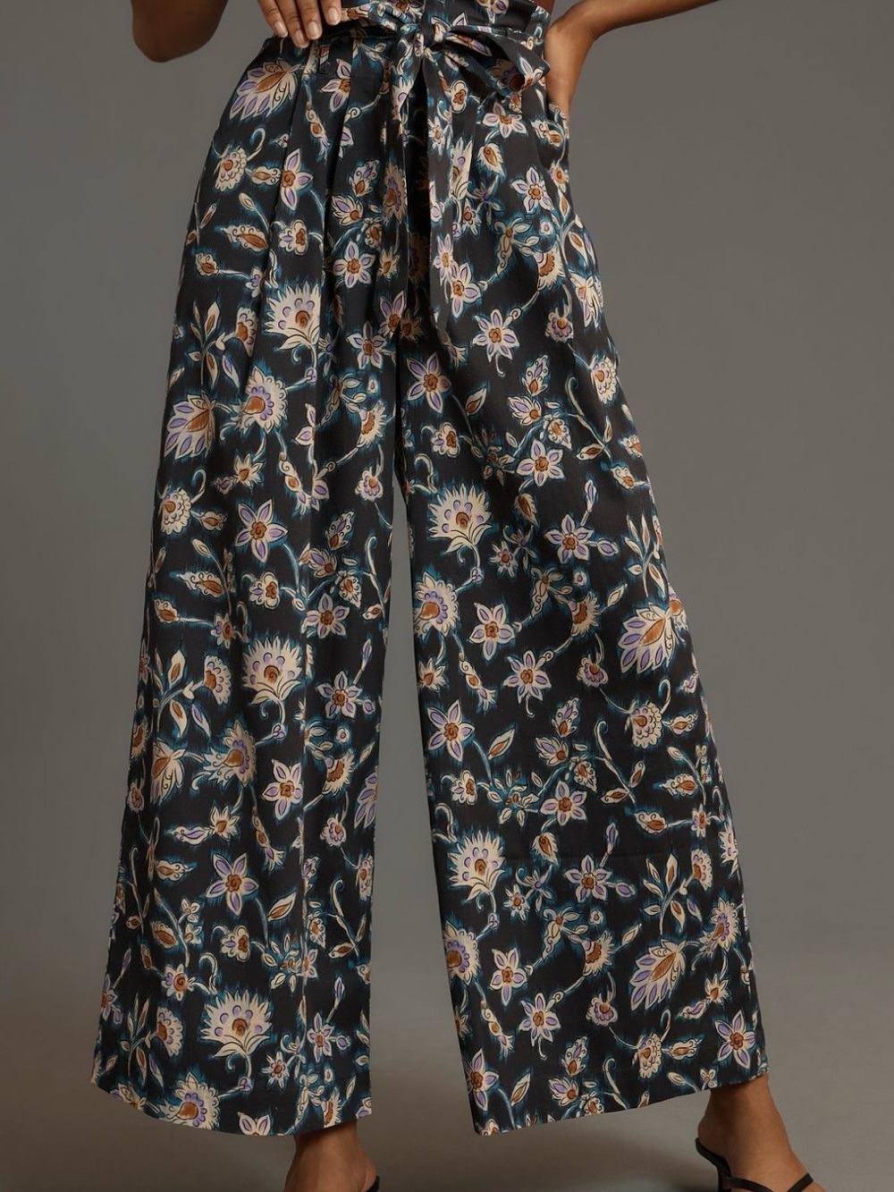 Corey Lynn Calter High-Waist Wide Leg Floral Belted Pants. - Picture 2 of 11